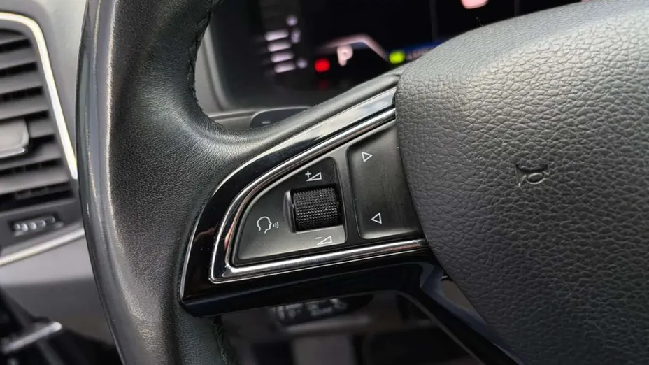 SKODA Karoq -