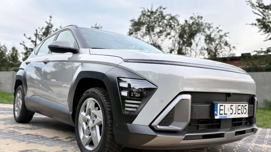 HYUNDAI Kona -
