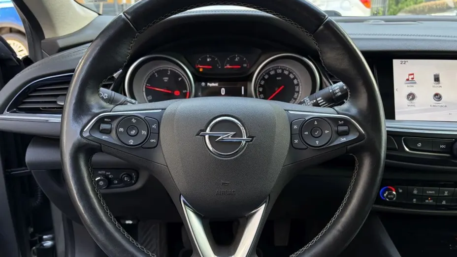 OPEL Insignia -