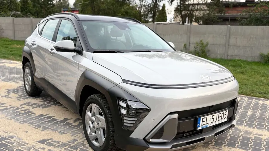 HYUNDAI Kona -