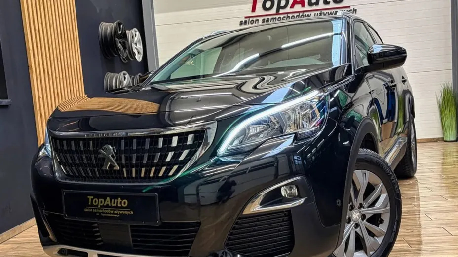 PEUGEOT 3008 -