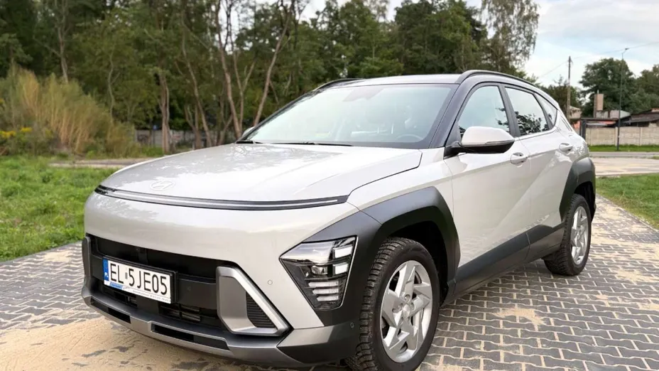 HYUNDAI Kona -