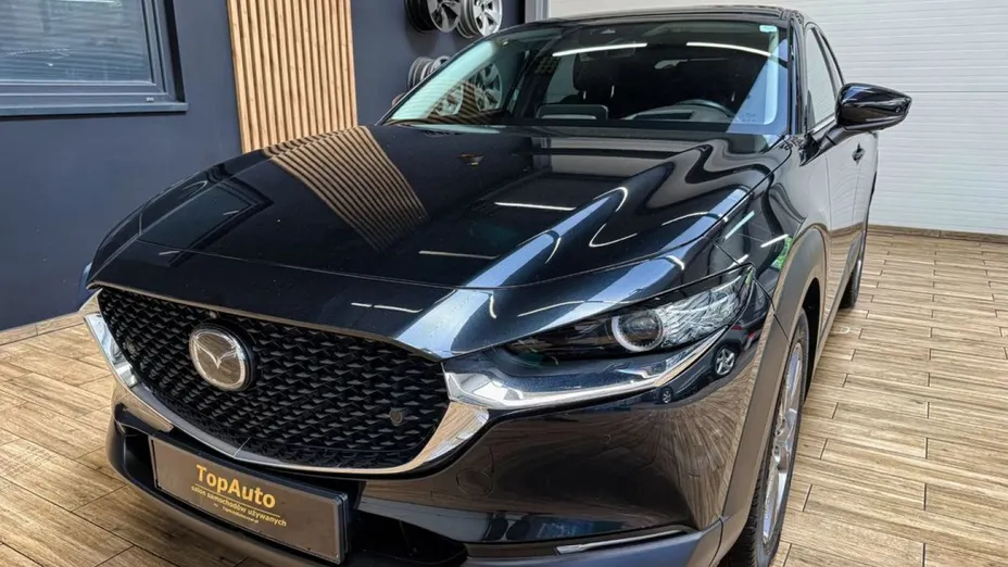 MAZDA CX-30 -