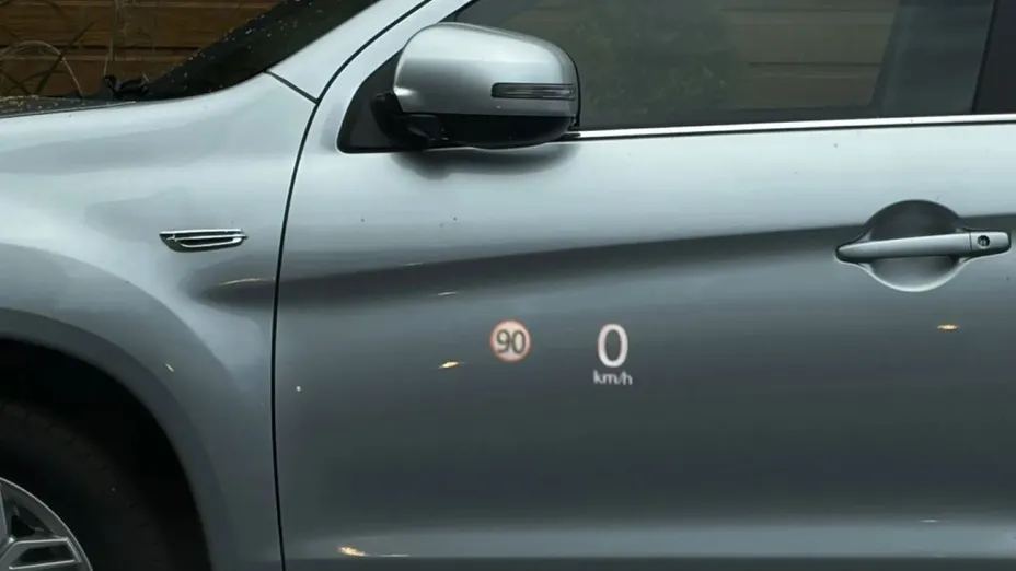 MAZDA CX-30 -