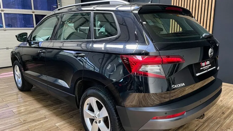SKODA Karoq -