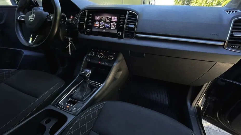 SKODA Karoq -