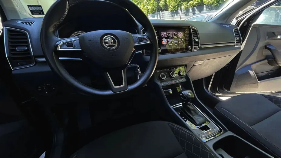 SKODA Karoq -