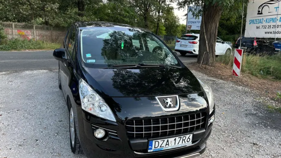 PEUGEOT 3008 -