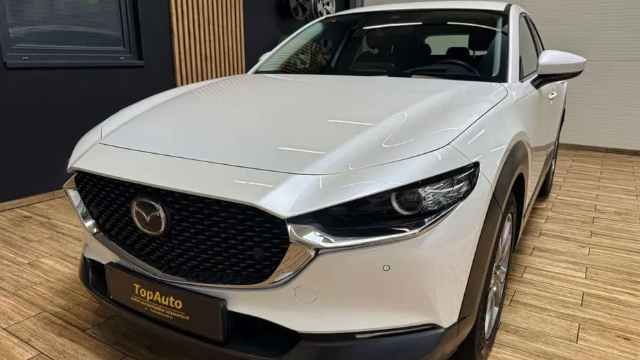 MAZDA CX-30 -