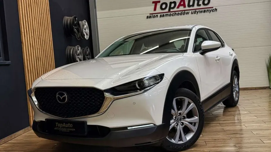 MAZDA CX-30 -