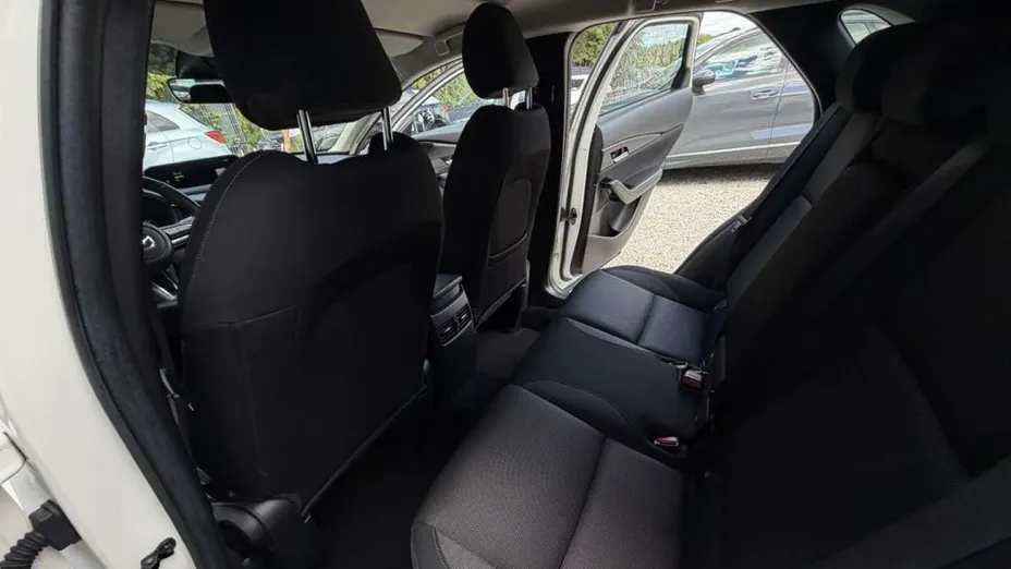 MAZDA CX-30 -