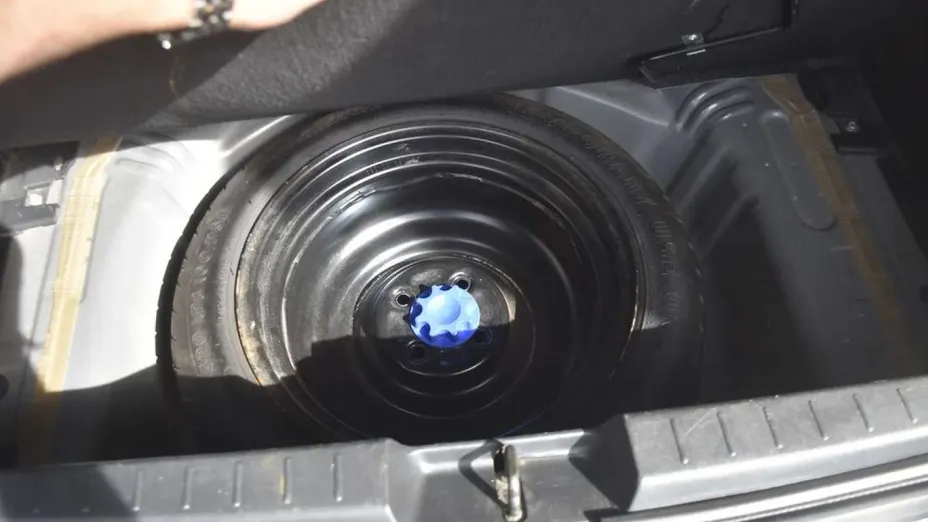 TOYOTA Yaris -