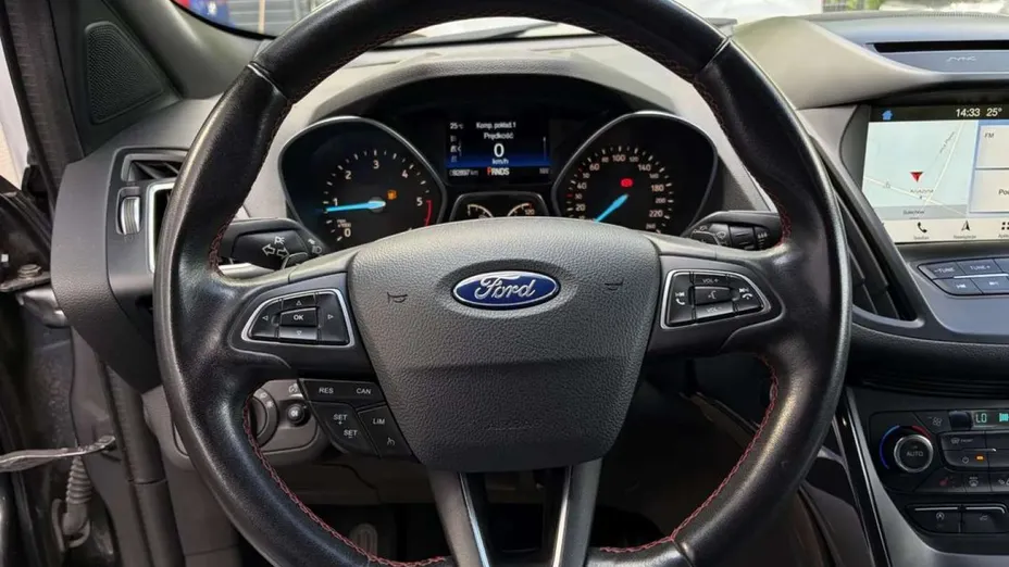 FORD Kuga -