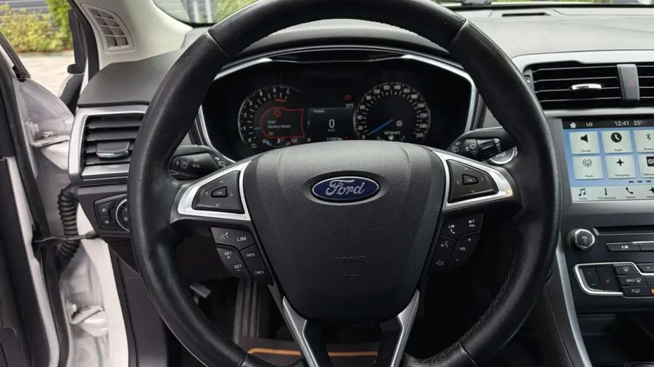 FORD Mondeo -