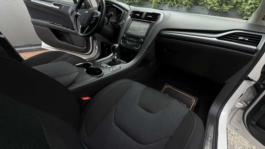 FORD Mondeo -