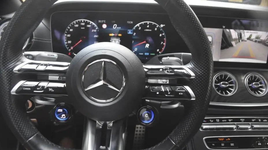 MERCEDES-BENZ E Klasa -
