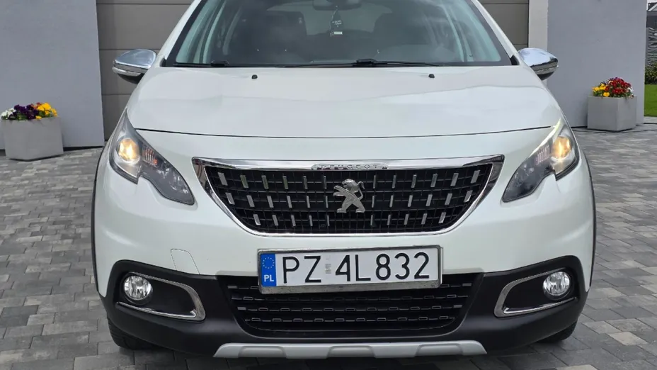 PEUGEOT 2008 -