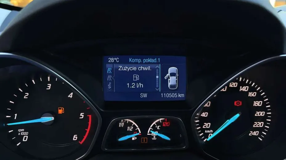 FORD Kuga -