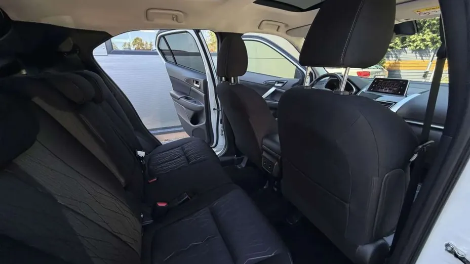MITSUBISHI Eclipse Cross -