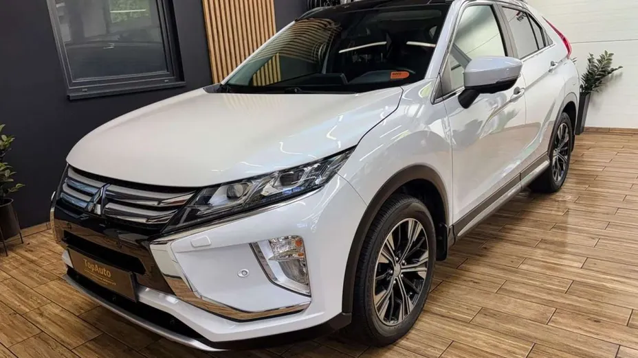 MITSUBISHI Eclipse Cross -