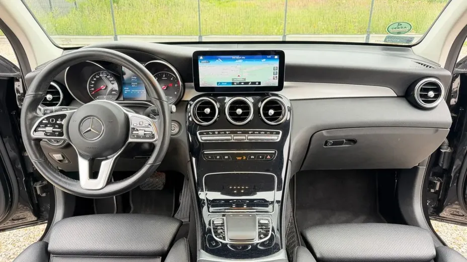 MERCEDES-BENZ GLC -