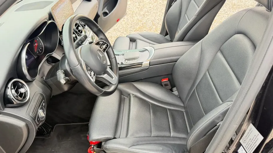 MERCEDES-BENZ GLC -