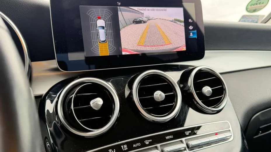 MERCEDES-BENZ GLC -