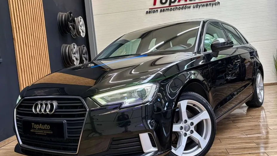 AUDI A3 Sportback -