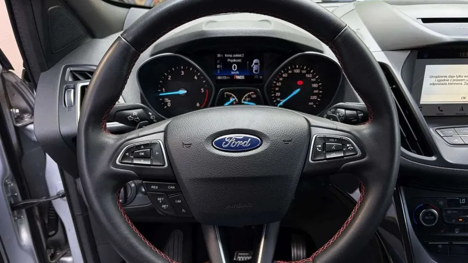 FORD Kuga -