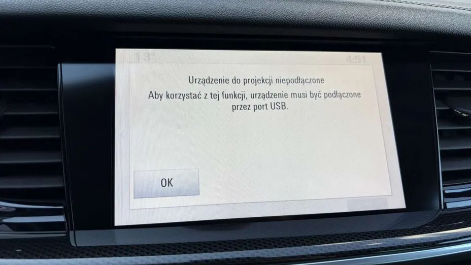 OPEL Insignia -