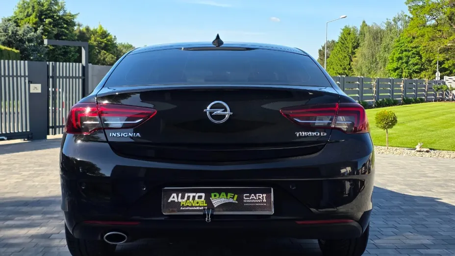 OPEL Insignia -