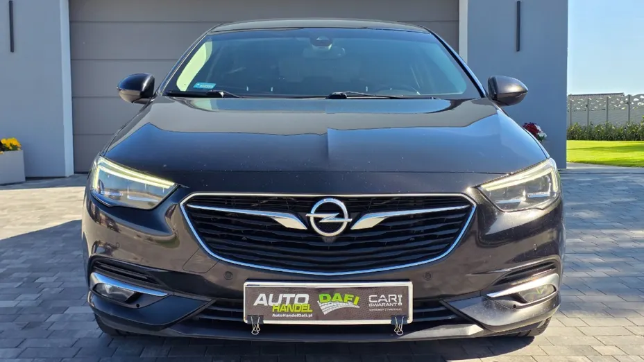 OPEL Insignia -