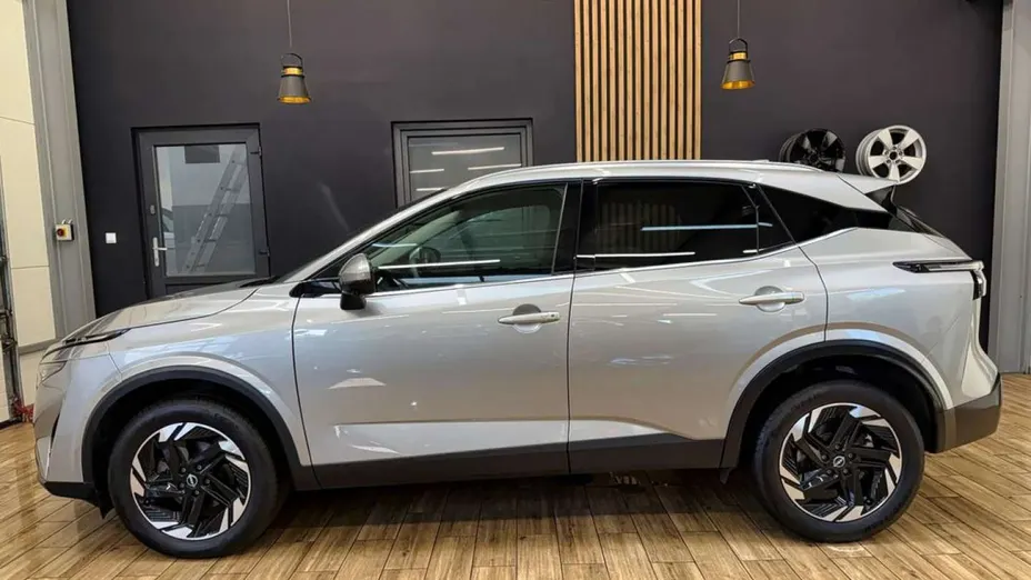 NISSAN Qashqai -