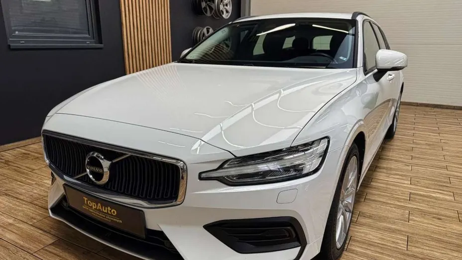 VOLVO V60 -