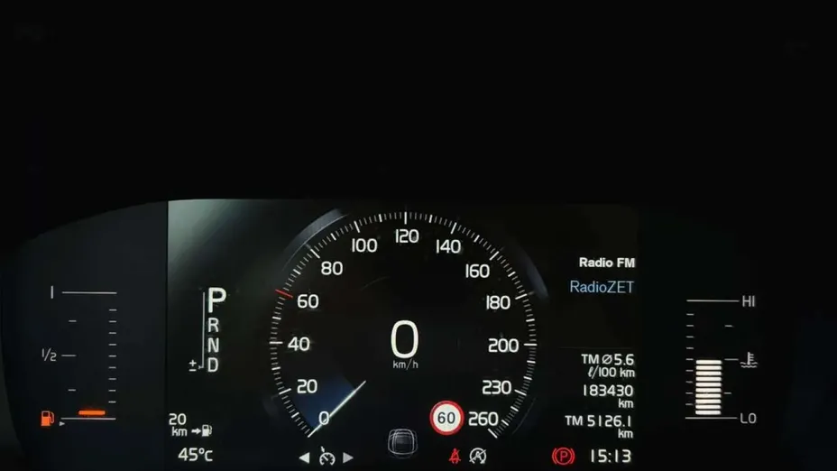 VOLVO V60 -