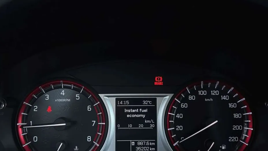 SUZUKI Vitara -