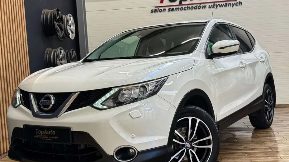 NISSAN Qashqai -