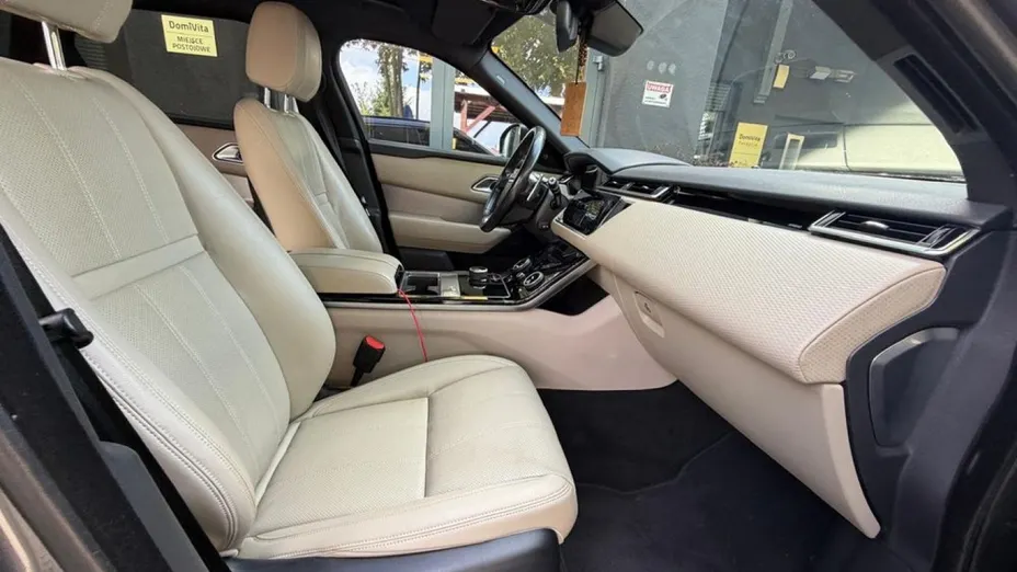 LAND ROVER Range Rover Velar -