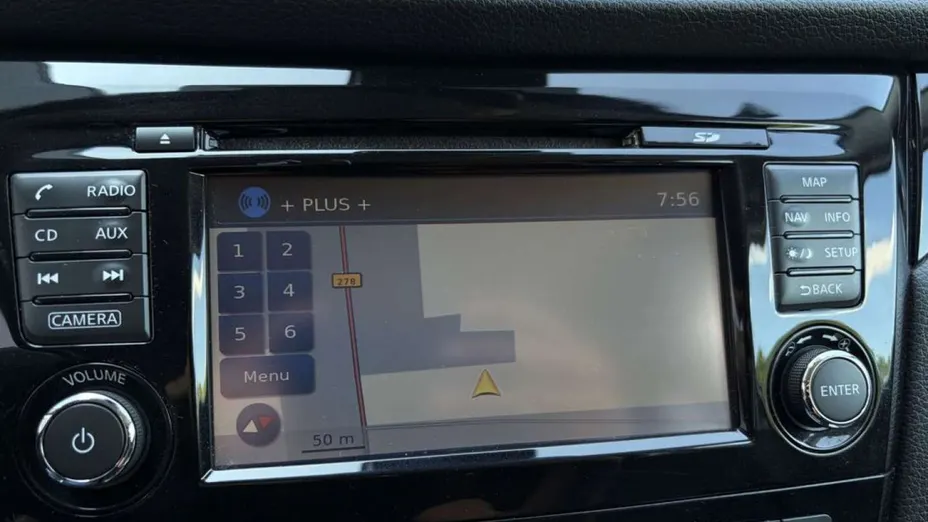 NISSAN Qashqai -