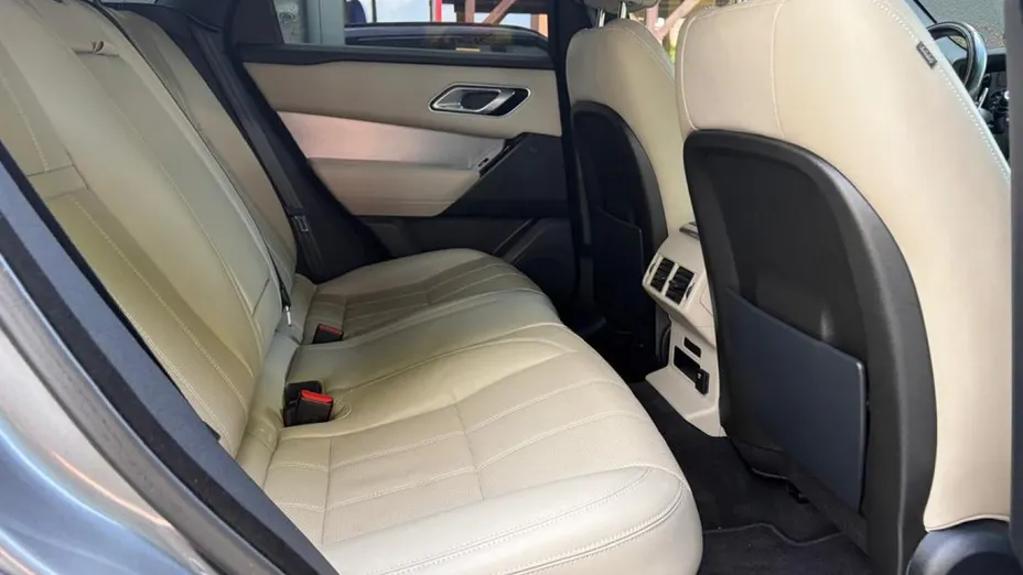 LAND ROVER Range Rover Velar -