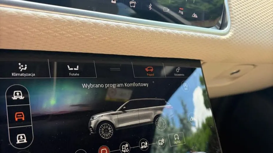 LAND ROVER Range Rover Velar -