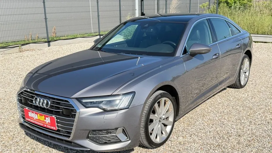AUDI A6 -