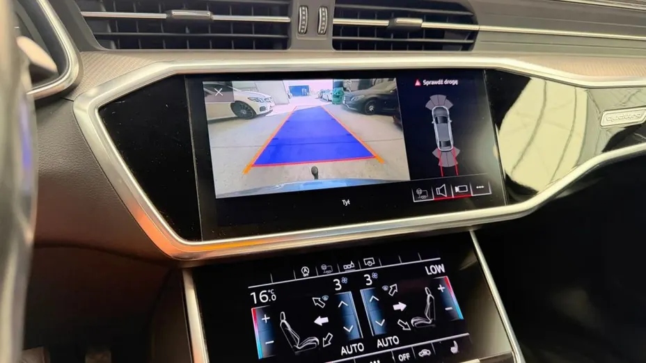 AUDI A6 -