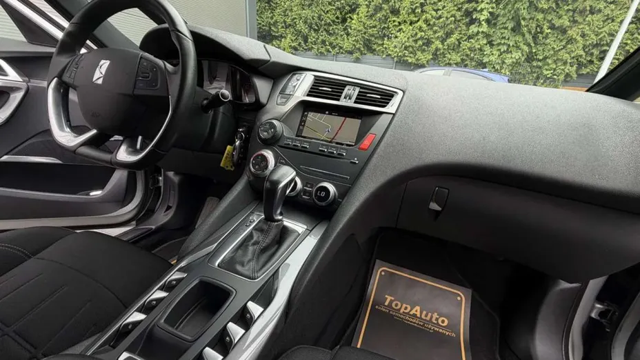 CITROEN DS5 -