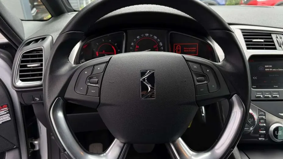 CITROEN DS5 -