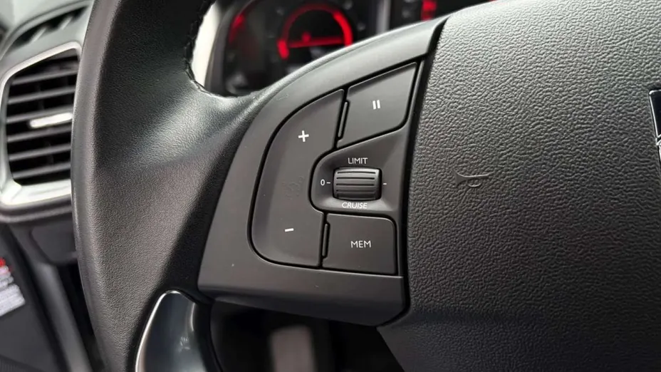 CITROEN DS5 -