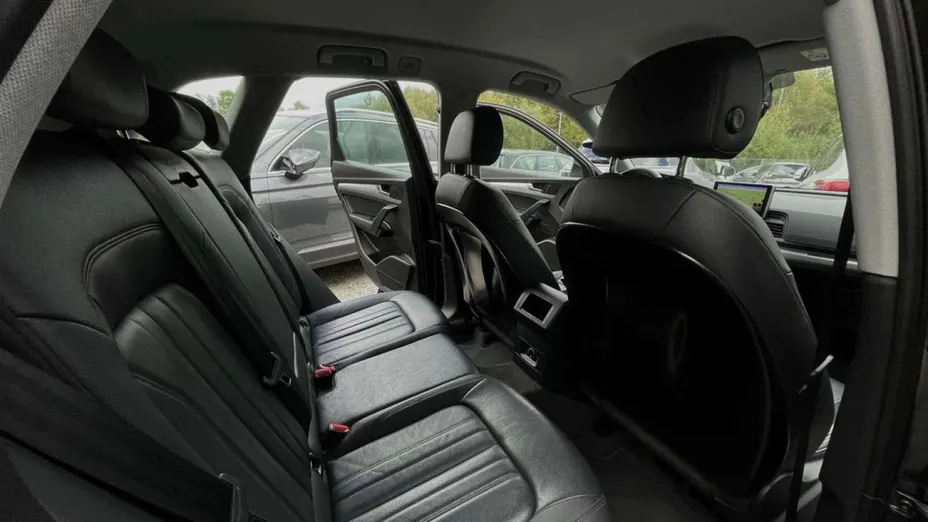 AUDI Q5 -