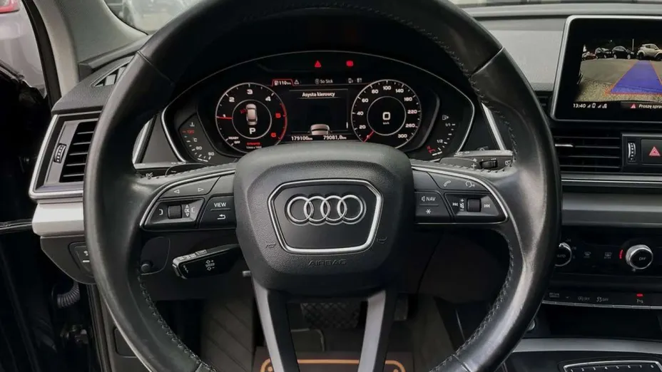 AUDI Q5 -