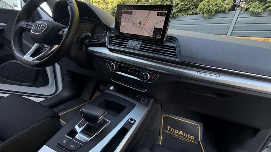 AUDI Q5 -