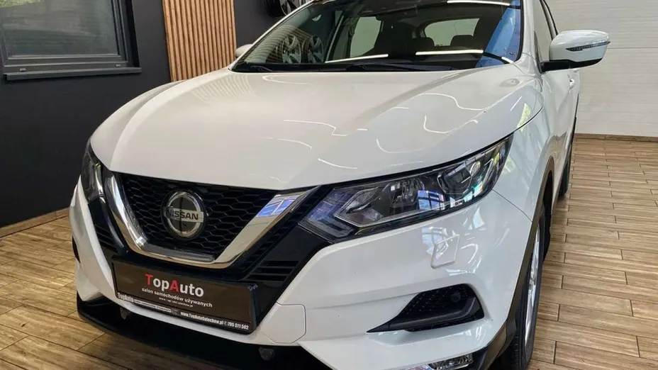 NISSAN Qashqai -